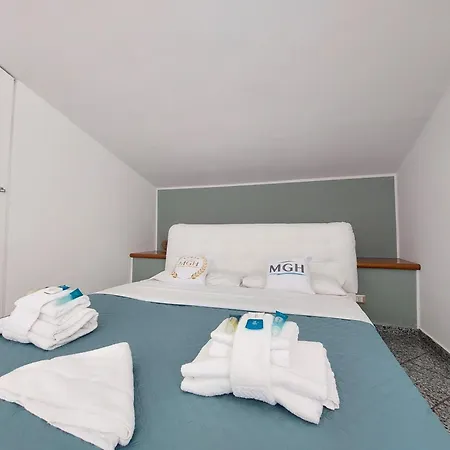 Apartment My Garda Peschiera 1 *